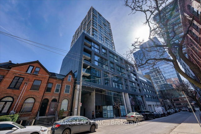 1709 - 55 Ontario Street
