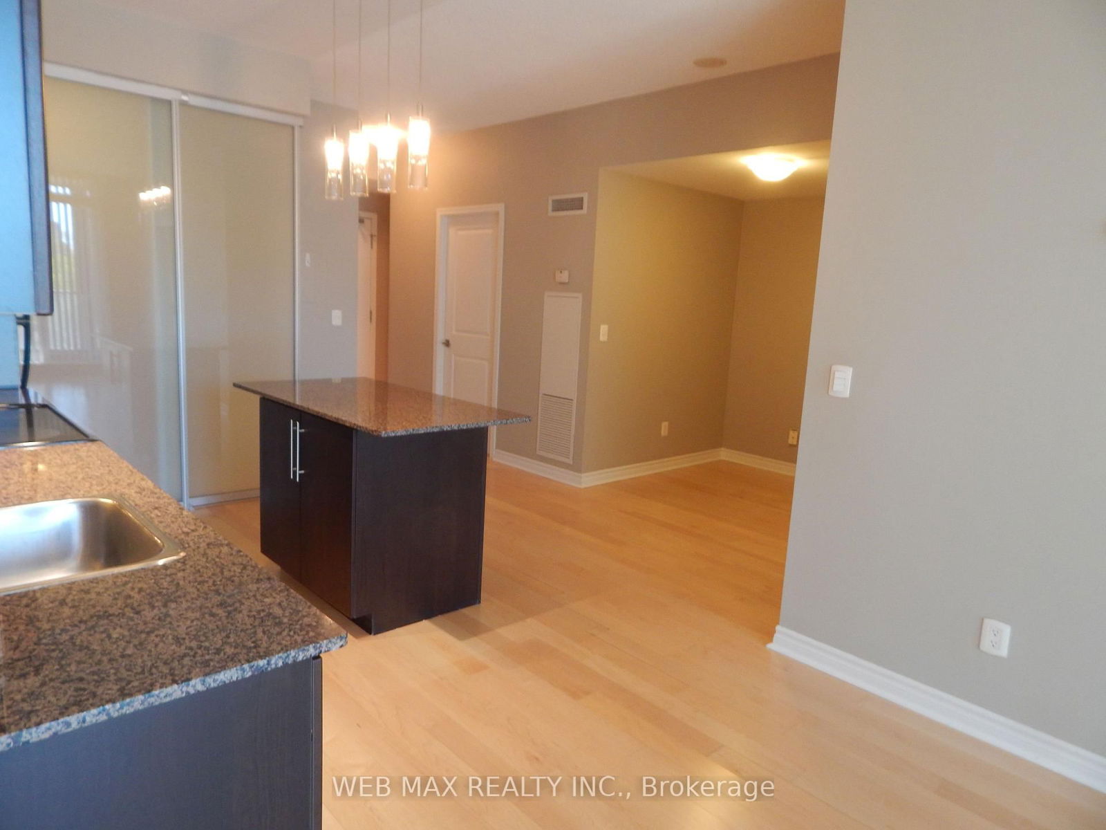 Condo for sale at 325-2885 Bayview Avenue, Toronto, Bayview Village, M2K 0A3 - MLS: C12141104