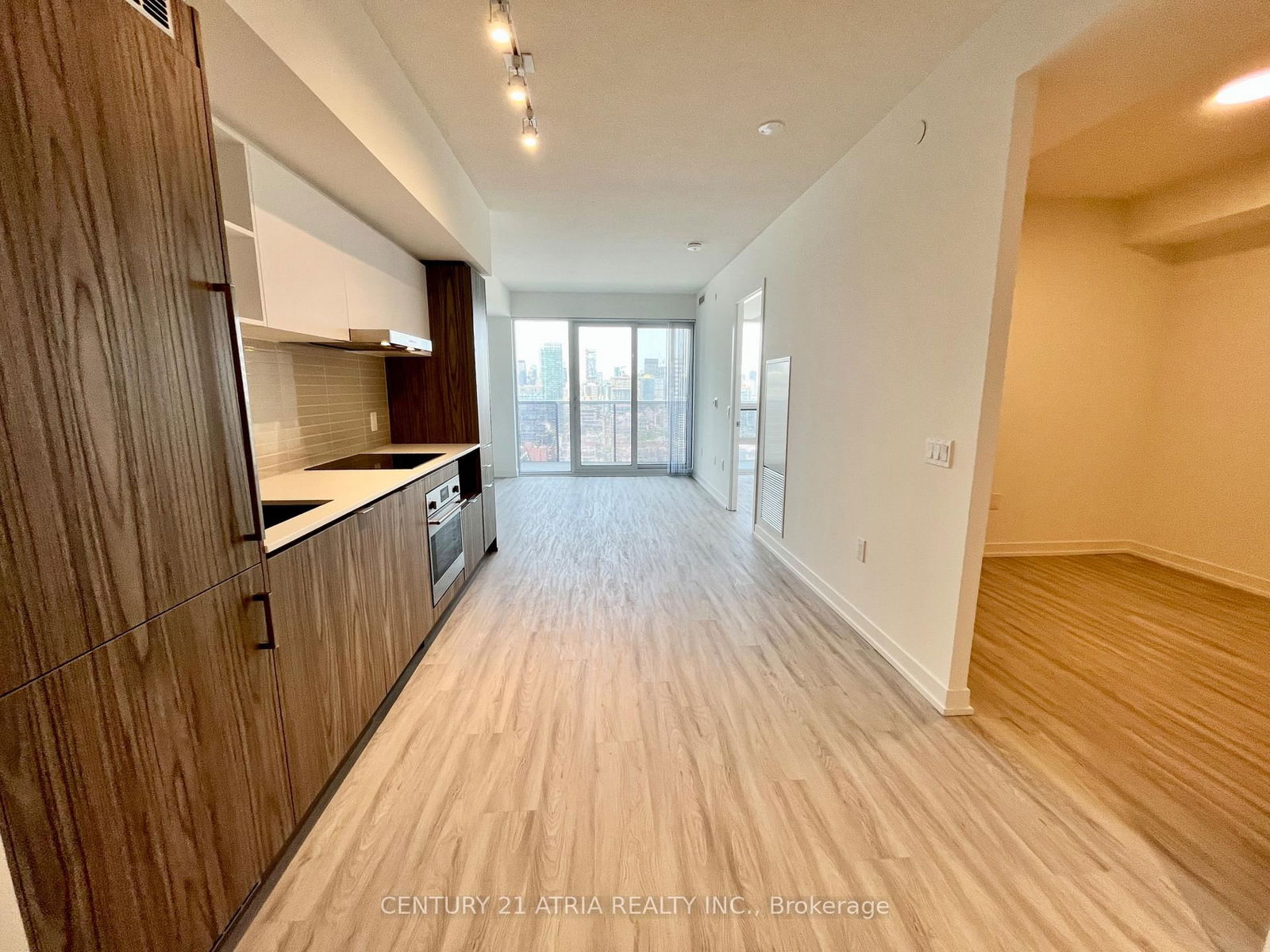 Condo for sale at 3102-55 Cooper Street, Toronto, Waterfront Communities C8, M5E 0G1 - MLS: C12141123