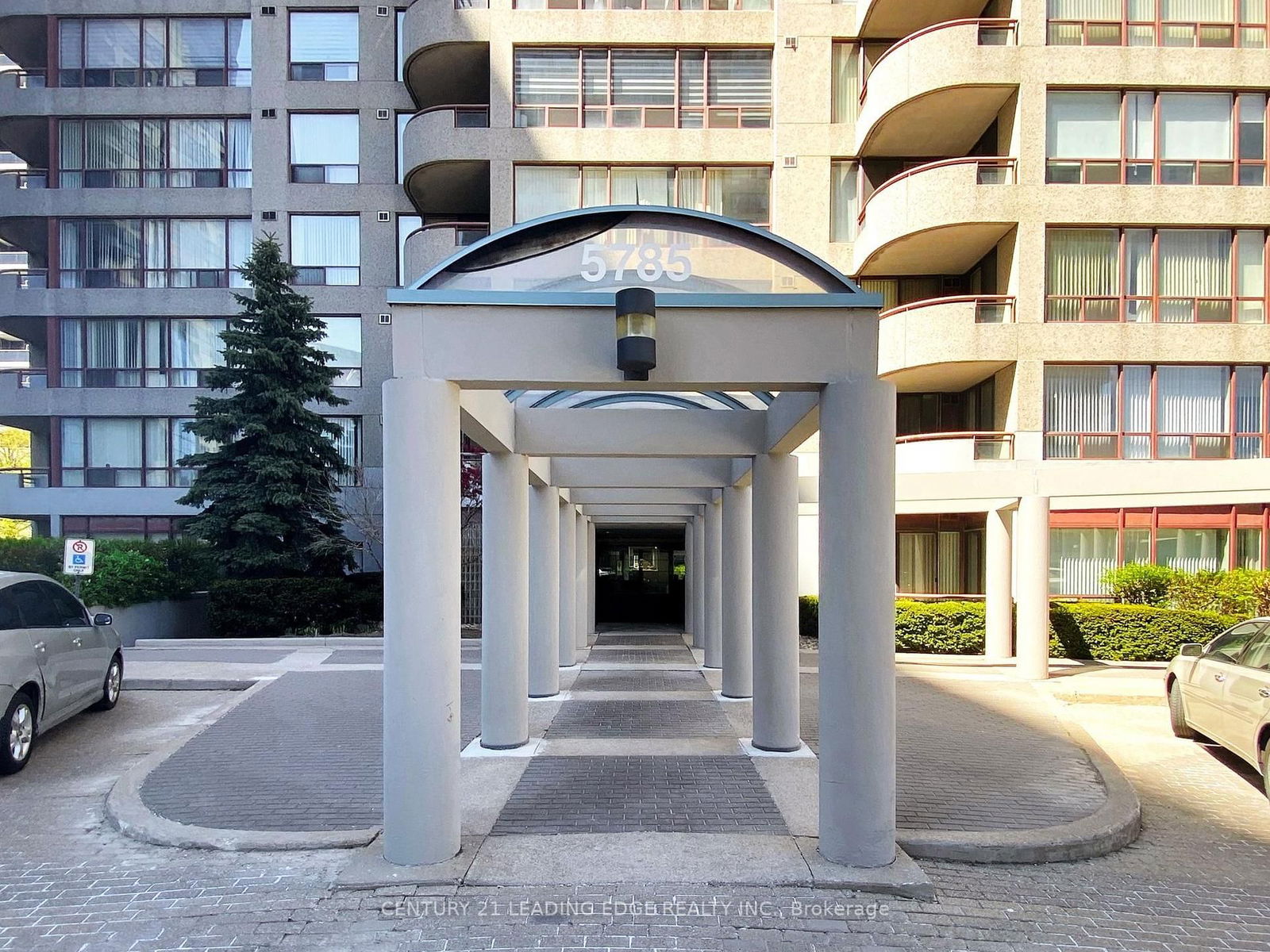 Condo for sale at PH404-5785 Yonge Street, Toronto, Newtonbrook East, M2M 4J2 - MLS: C12141128