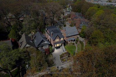 390 Walmer Rd, Toronto - Casa Loma image-0-3