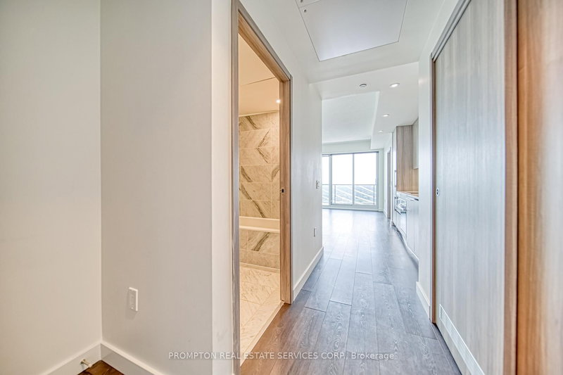 905 - 95 Mcmahon Dr, Toronto, M2K 0H2 | Image 2