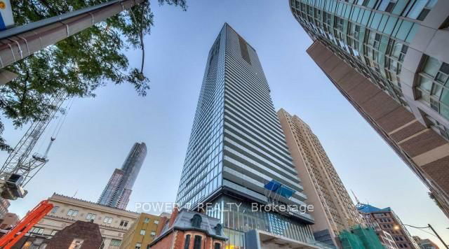 2904 - 15 Grenville Street