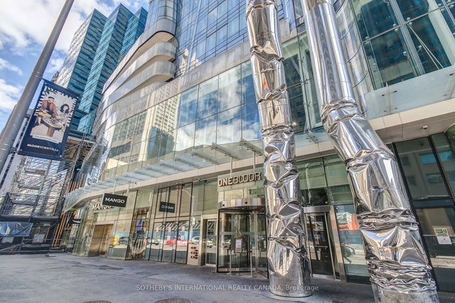 2504 - 1 Bloor Street