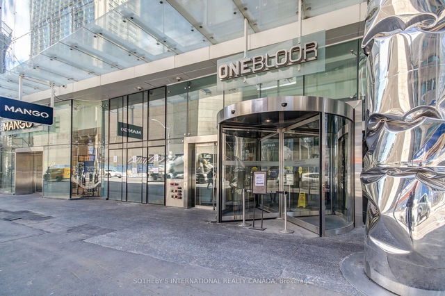 2504 - 1 Bloor Street