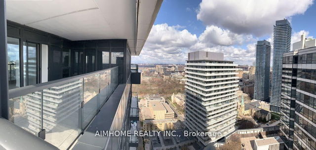 3208 - 955 Bay Street