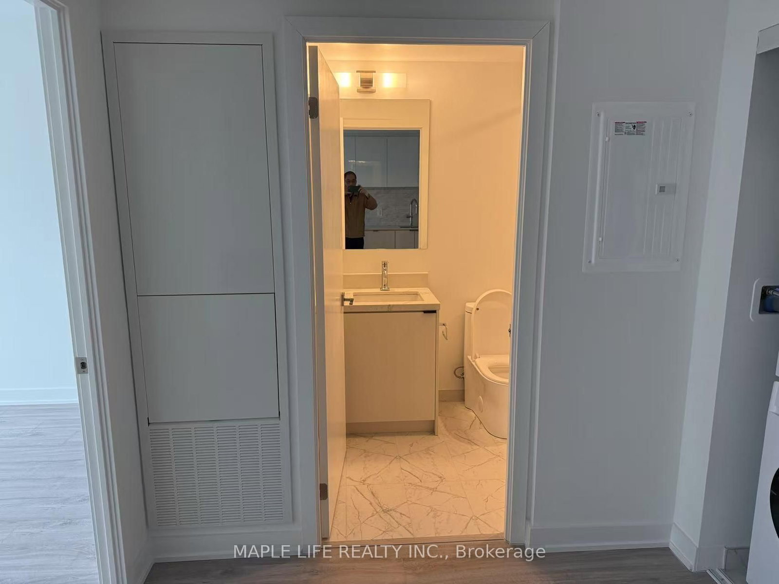 252 CHURCH Street, Unit 1916 - Photo 14