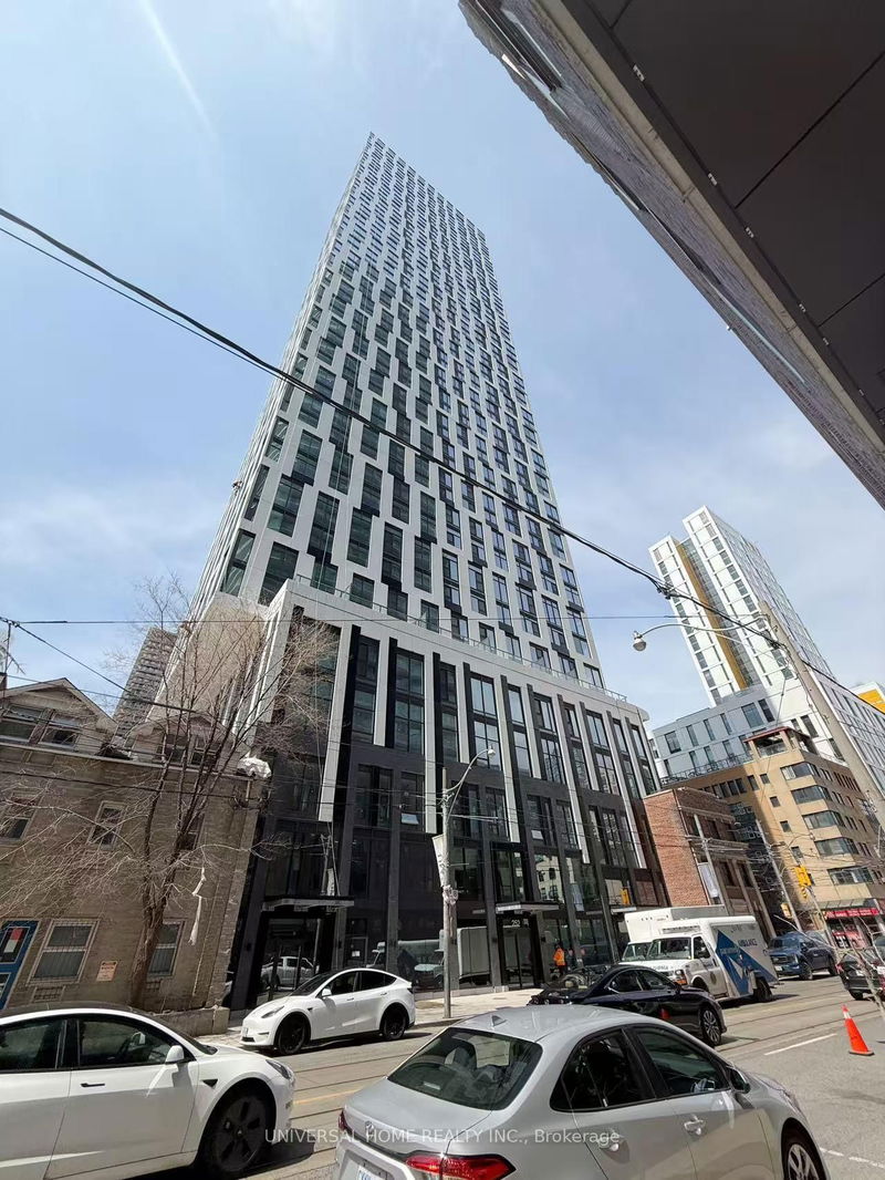 home for lease on 4203-252 Church Street
