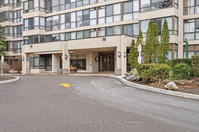 1808 - 131 TORRESDALE Avenue