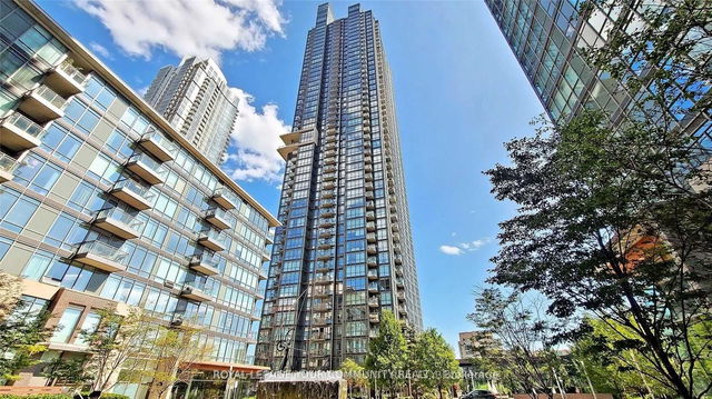 3807 - 11 Brunel Court