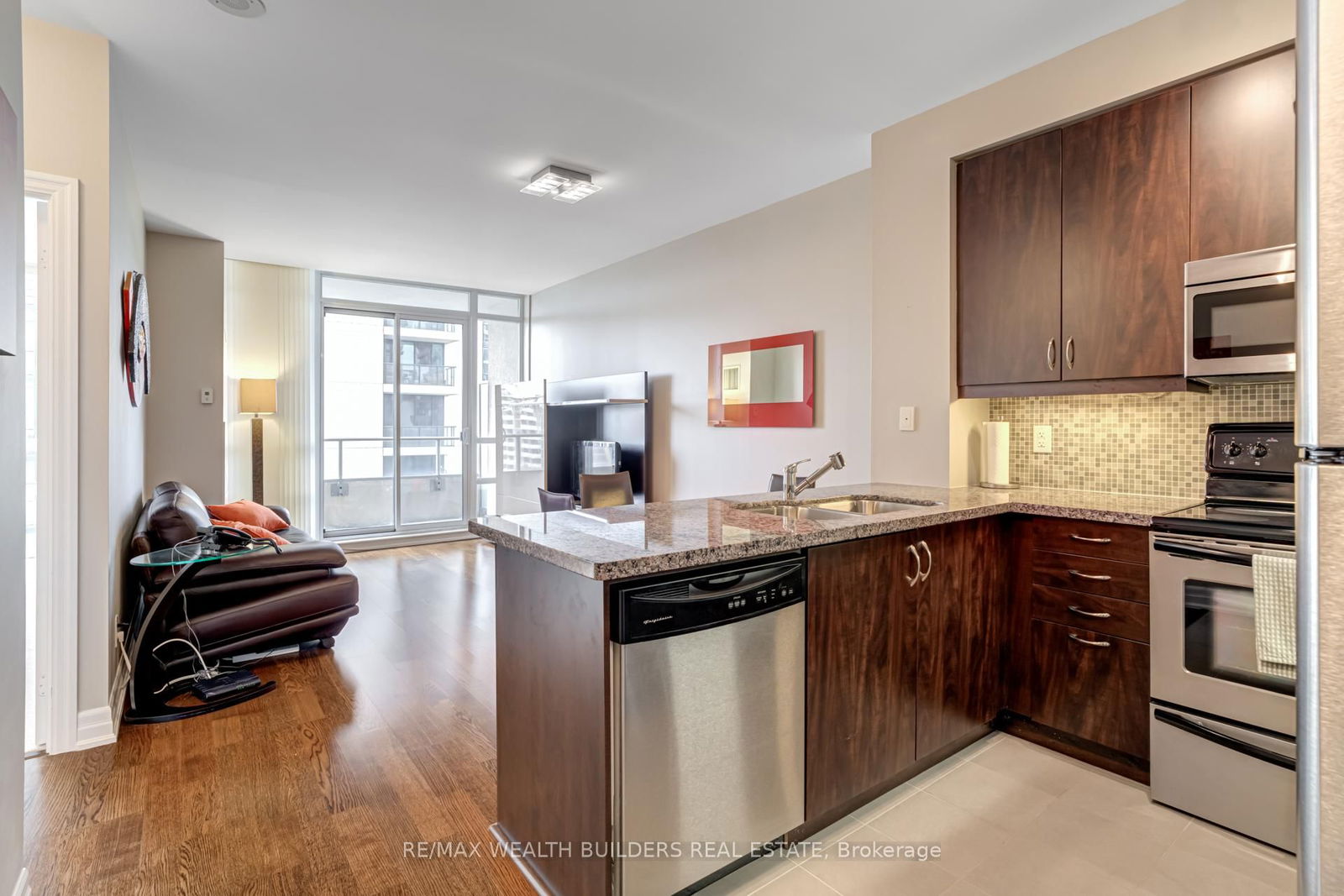 Condo for sale at 904-500 St Clair Avenue, Toronto, Forest Hill South, M6C 1A8 - MLS: C12142165