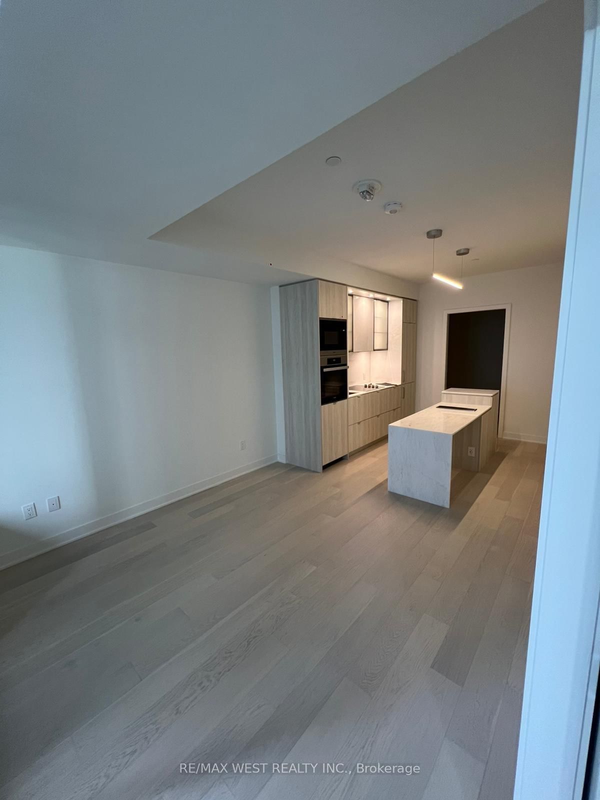 Condo for lease at 2307-11 Yorkville Avenue, Toronto, Annex, M4W 1L2 - MLS: C12142303