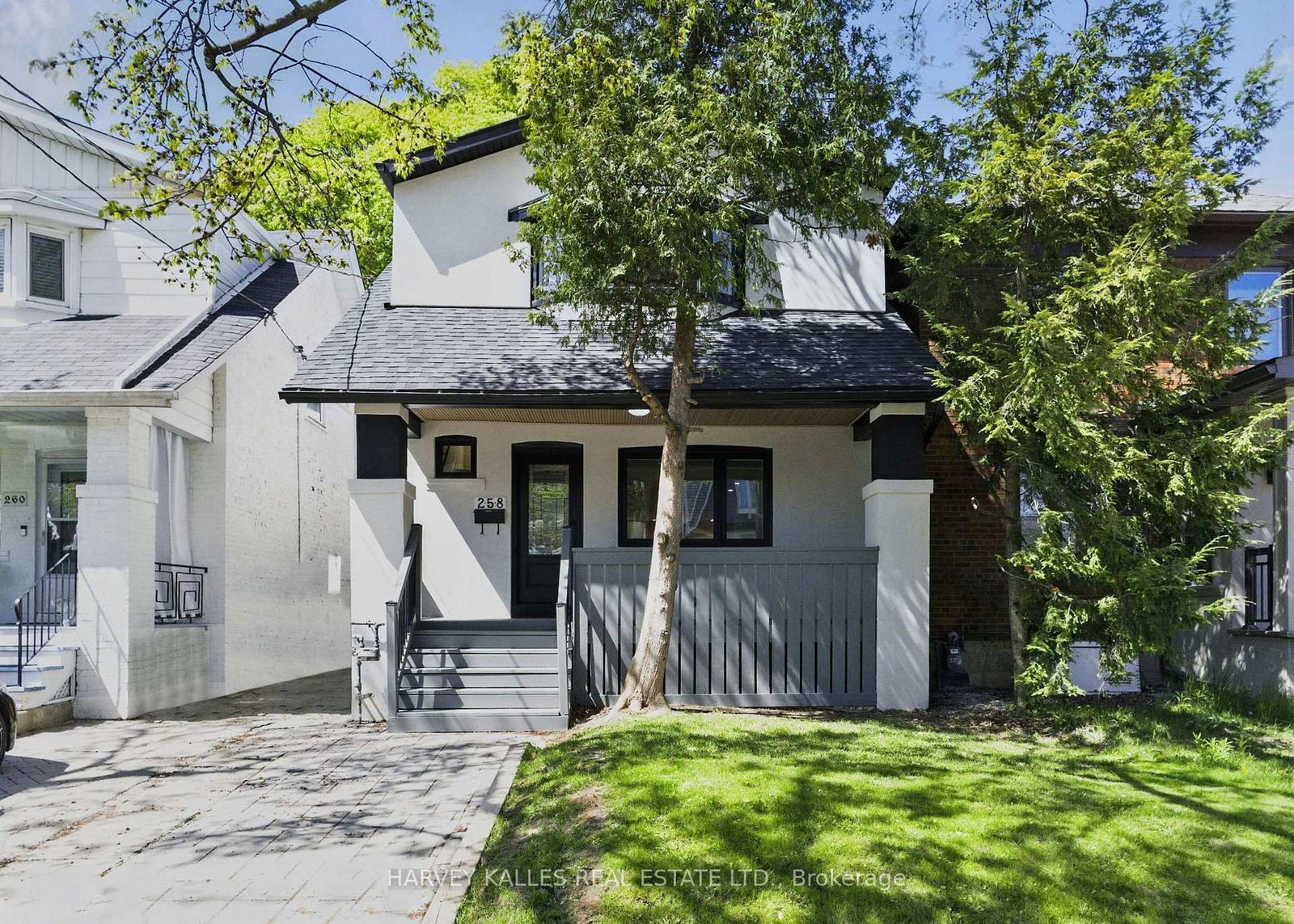 Detached House for sale at 258 Briar Hill Avenue, Toronto, Lawrence Park South, M4R 1J2 - MLS: C12142414