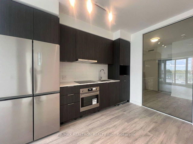 440 - 7 Golden Lion Heights