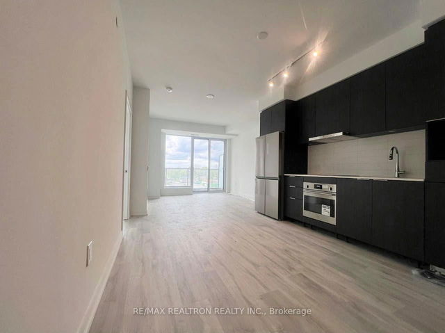 440 - 7 Golden Lion Heights