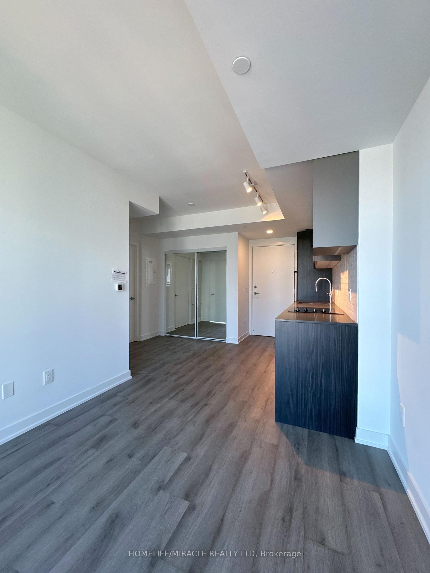 252 Church Street, Unit 3217 - Photo 18