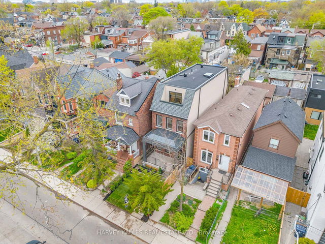 444 Roxton Road