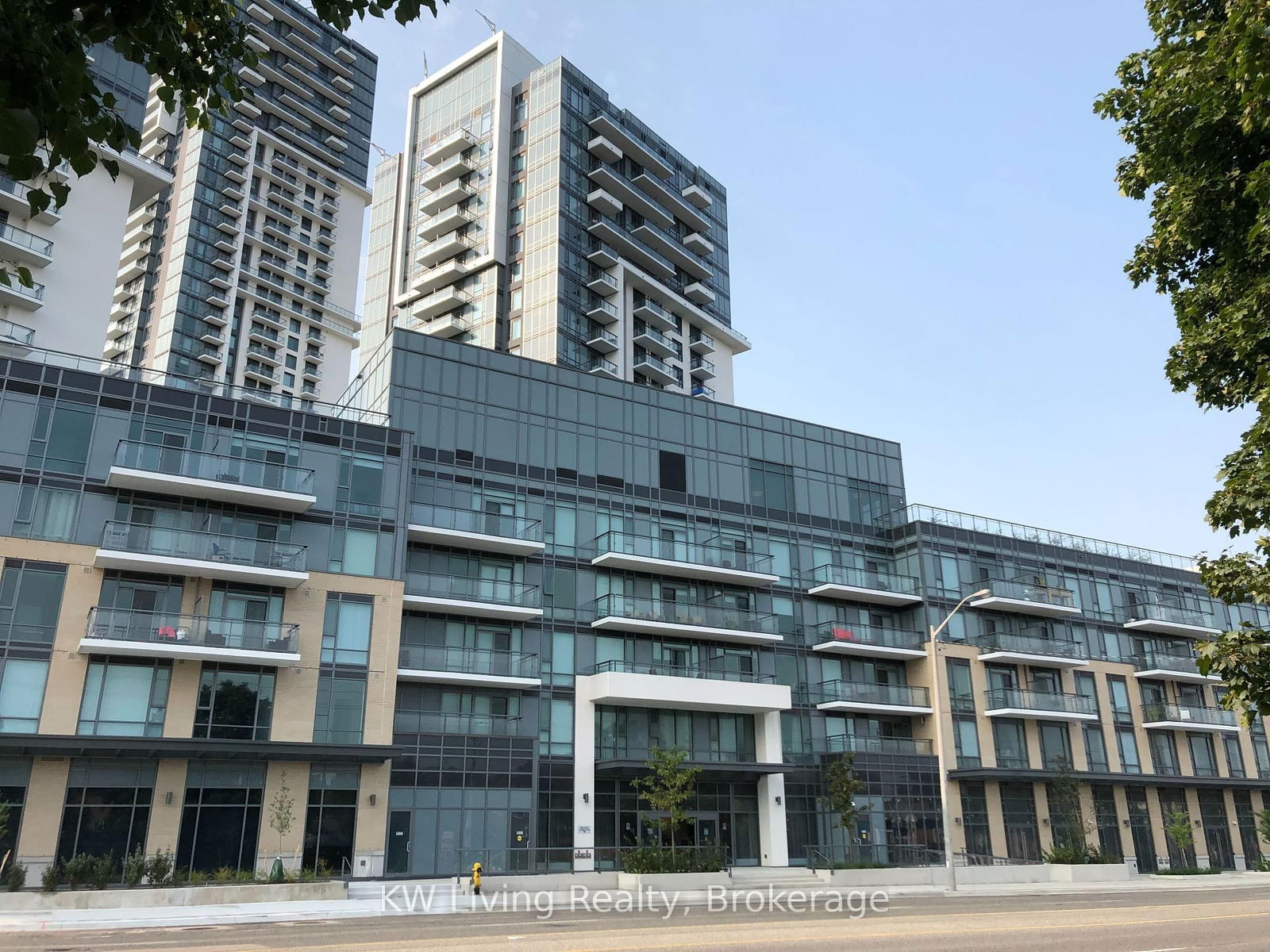Condo for lease at 253-60 Ann O' Reilly Road, Toronto, Henry Farm, M2J 0C8 - MLS: C12142614