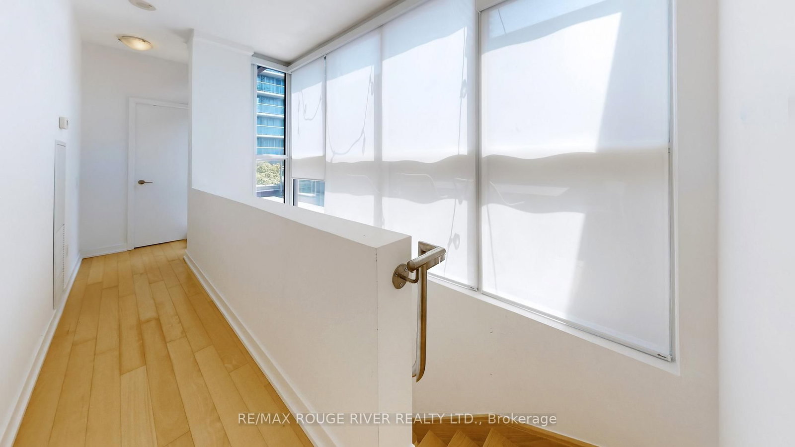 121 Mcmahon Drive, Unit TH15 - Photo 26