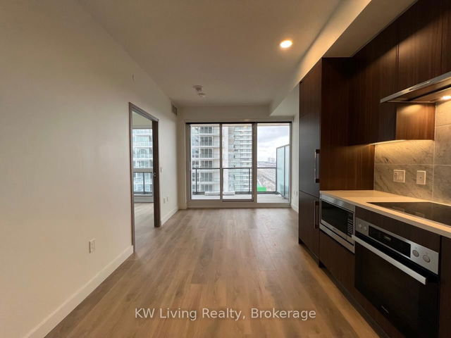 1115 - 85 Mcmahon Drive