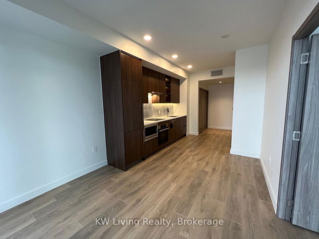 1115 - 85 Mcmahon Drive