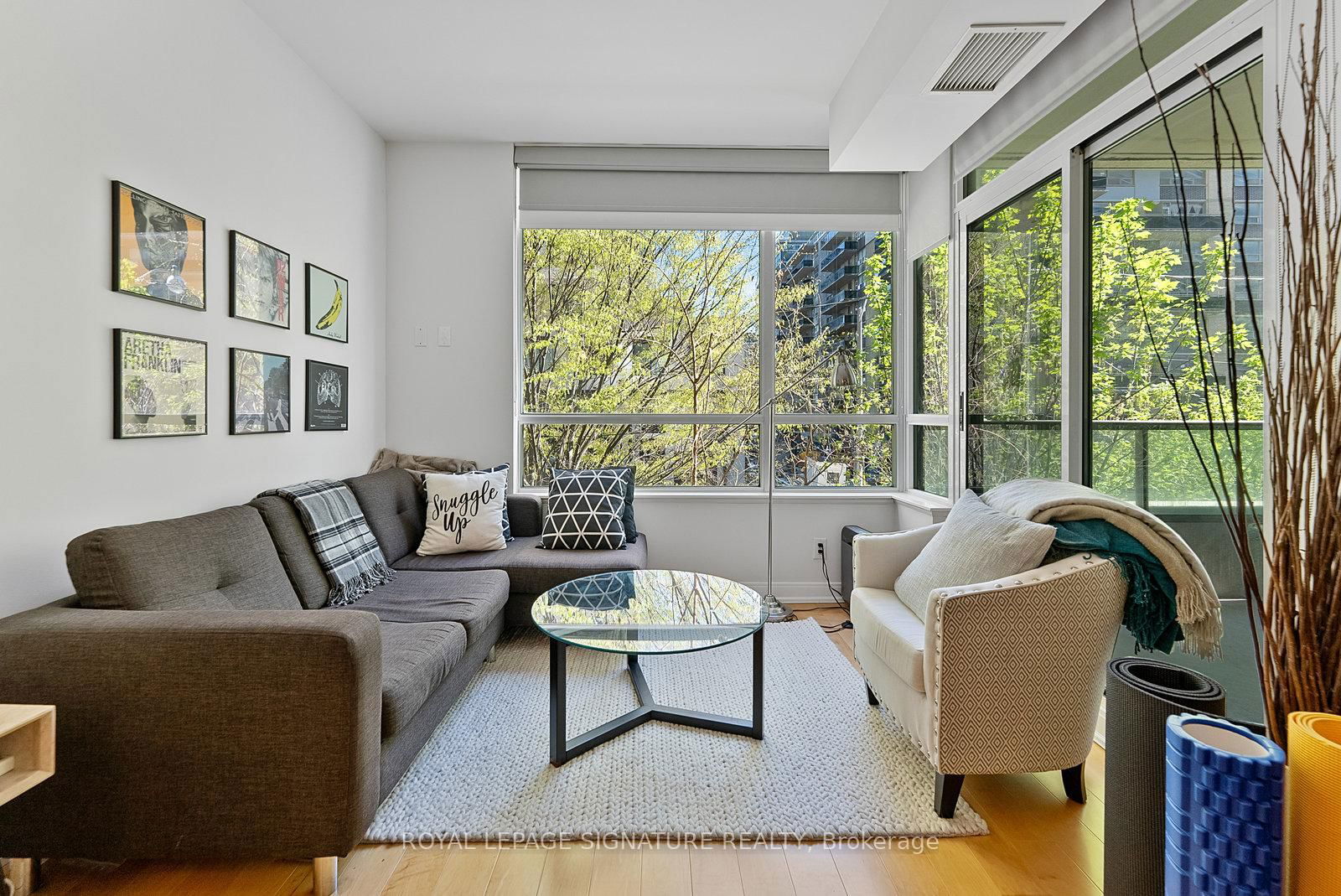 Condo for sale at 213-88 Broadway Avenue, Toronto, Mount Pleasant West, M4P 0A5 - MLS: C12142899