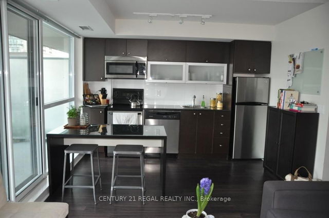401 - 100 Western Battery Road