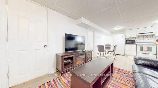 99 Reiner Road