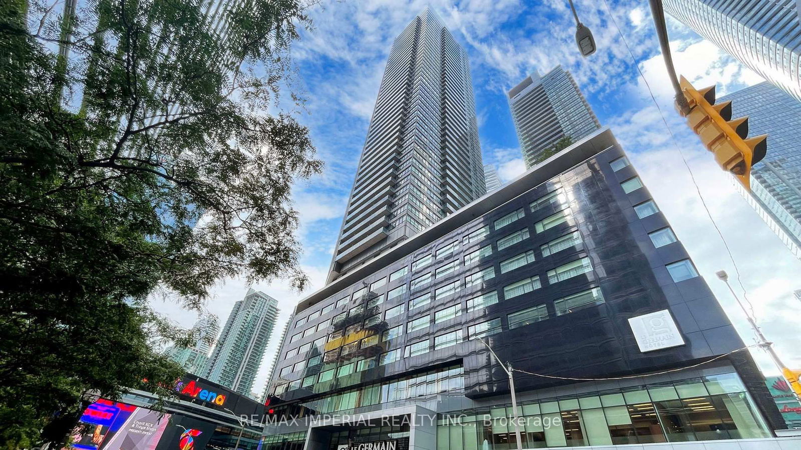 Condo for sale at 4907-65 Bremner Boulevard, Toronto, Waterfront Communities C1, M5J 0A7 - MLS: C12143211