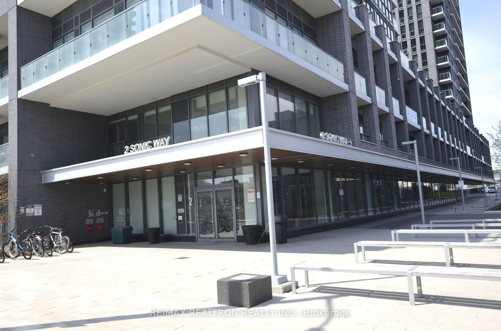 Condo for sale at 2410-2 Sonic Way, Toronto, Flemingdon Park, M3C 0P2 - MLS: C12143252
