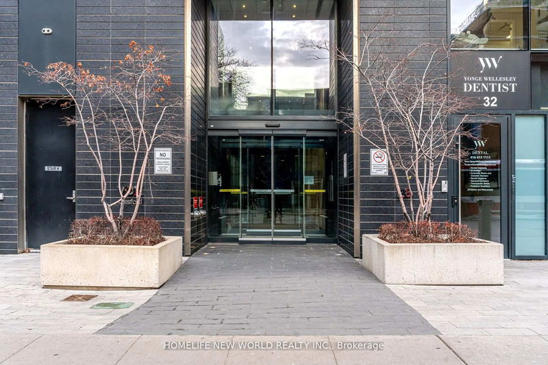 Unit 1701 — 28 Wellesley St, Toronto - Church-Yonge Corridor image-0-0