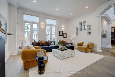 677 Woburn Ave, Toronto - Bedford Park-Nortown image-0-3