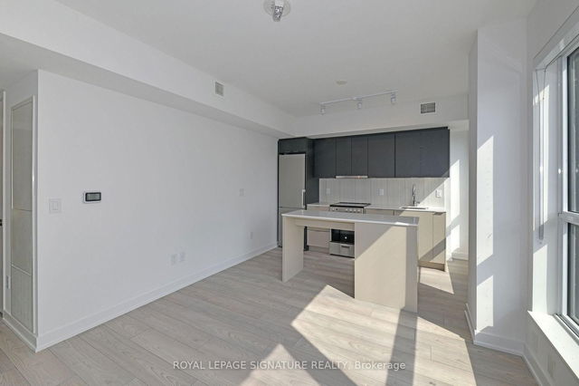 319 - 8 Tippett Road