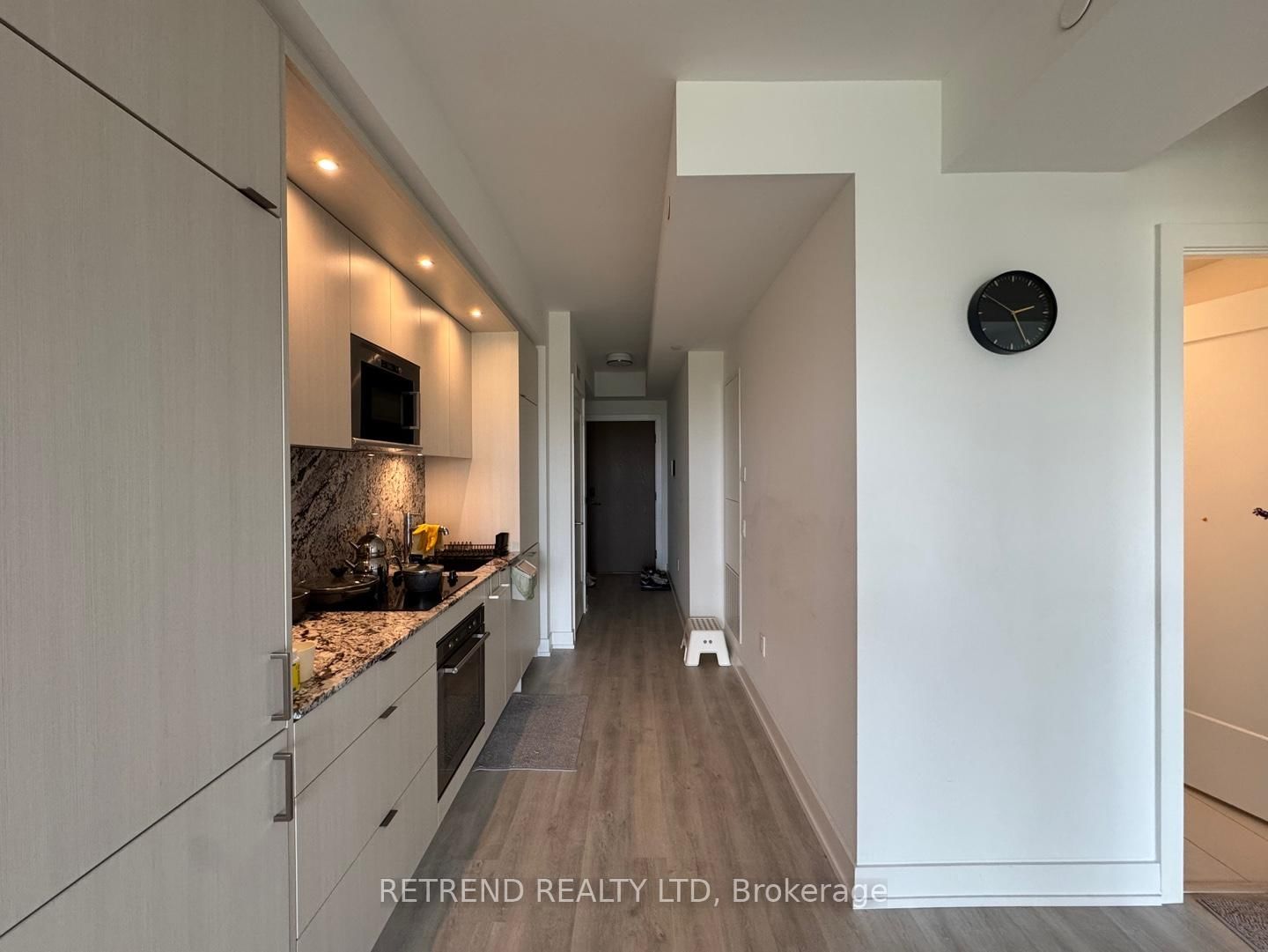 Condo for lease at 1407-30 Inn on the park Drive, Toronto, Banbury-Don Mills, M3C 0P7 - MLS: C12143486