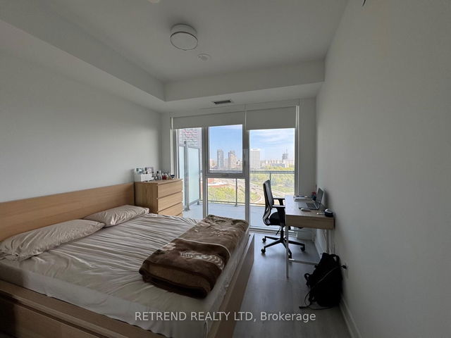 1407 - 30 Inn on the park Drive