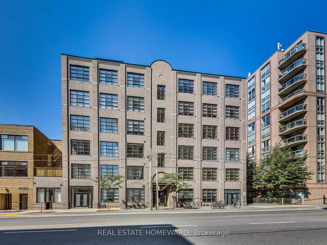 405 - 90 Sherbourne Street