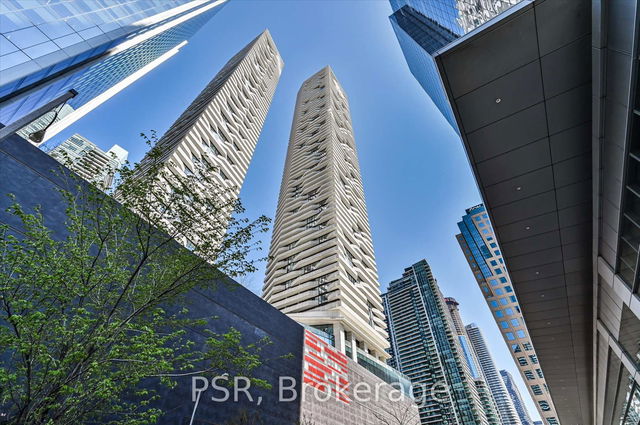 2409 - 88 Harbour Street