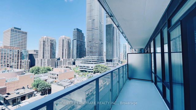 801 - 501 Yonge Street