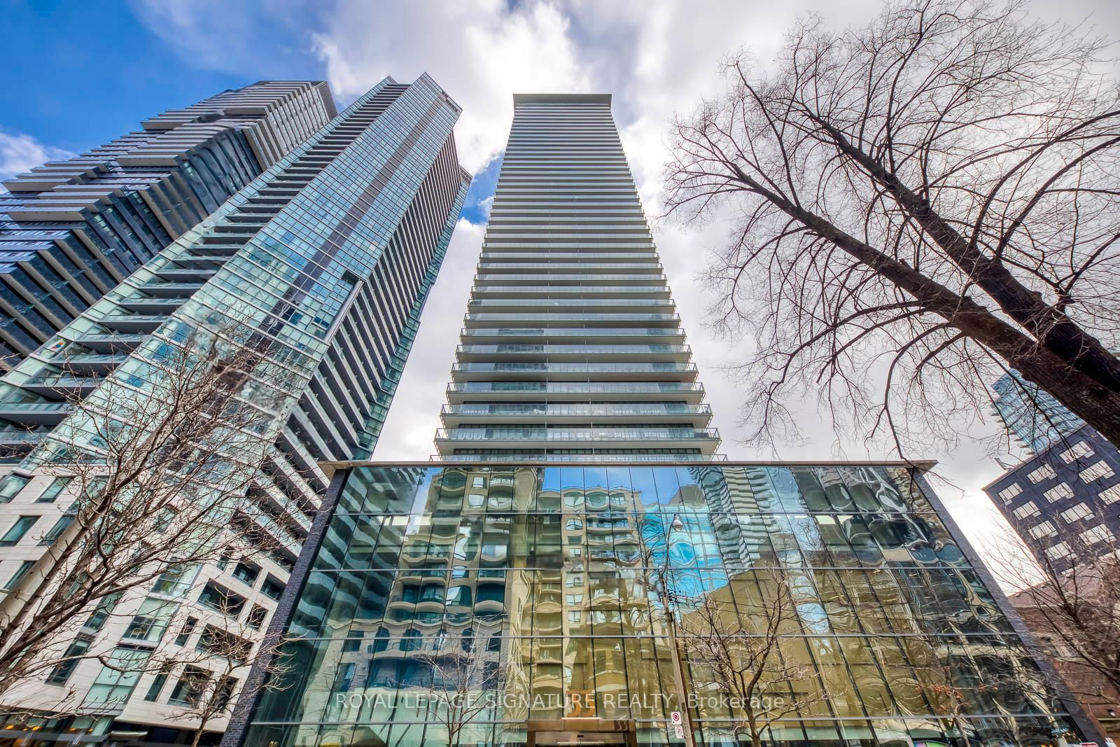 Condo for sale at 2009-33 Charles Street, Toronto, Church-Yonge Corridor, M4Y 1R9 - MLS: C12144126
