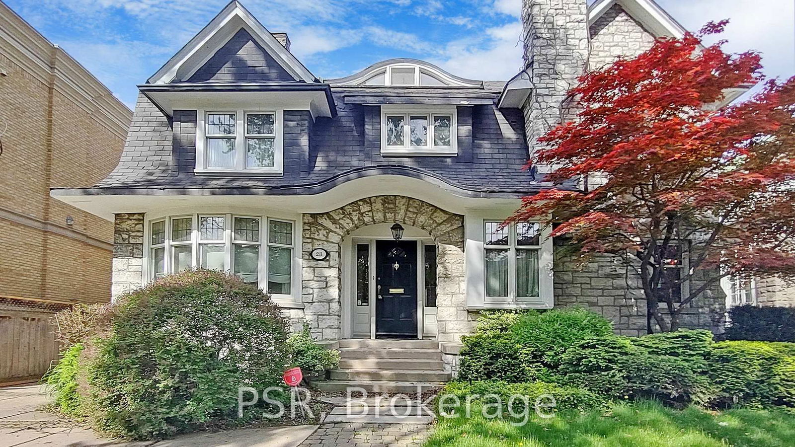 Detached House for sale at 28 Dunvegan Road, Toronto, Forest Hill South, M4V 2P6 - MLS: C12144139