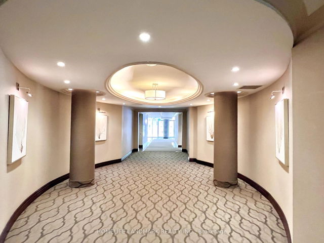 1617 - 28 Empress Avenue
