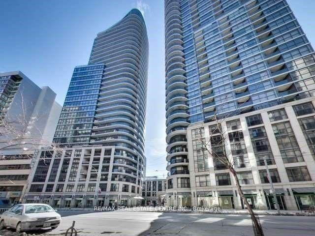 1611 - 25 Carlton Street