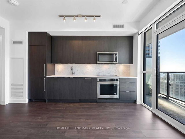 1603 - 38 Iannuzzi Street