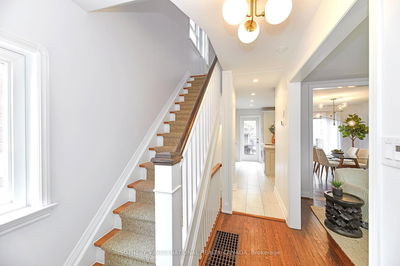 58 Thursfield Cres, Toronto - Leaside image-0-1