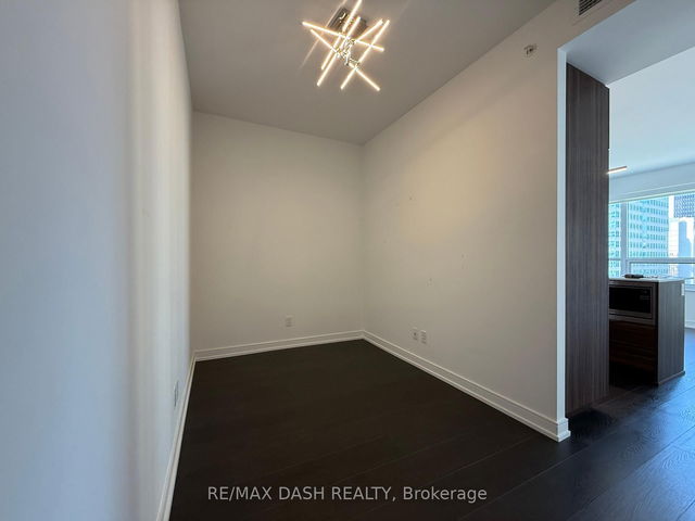 2501 - 88 Scott Street