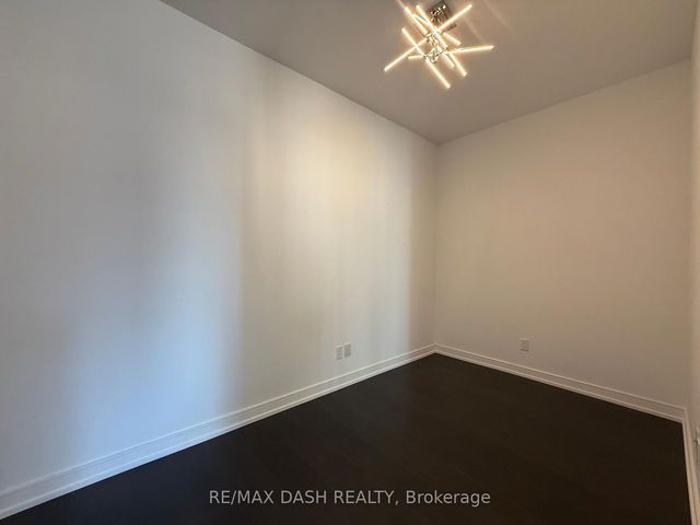2501 - 88 Scott Street