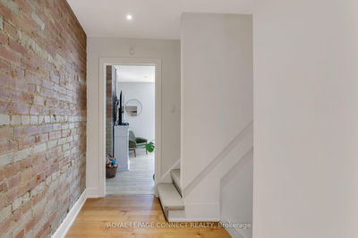 278 St. Clarens Ave, Toronto - Dufferin Grove image-0-3