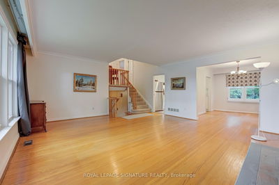 38 Elynhill Dr, Toronto - Willowdale West image-0-4