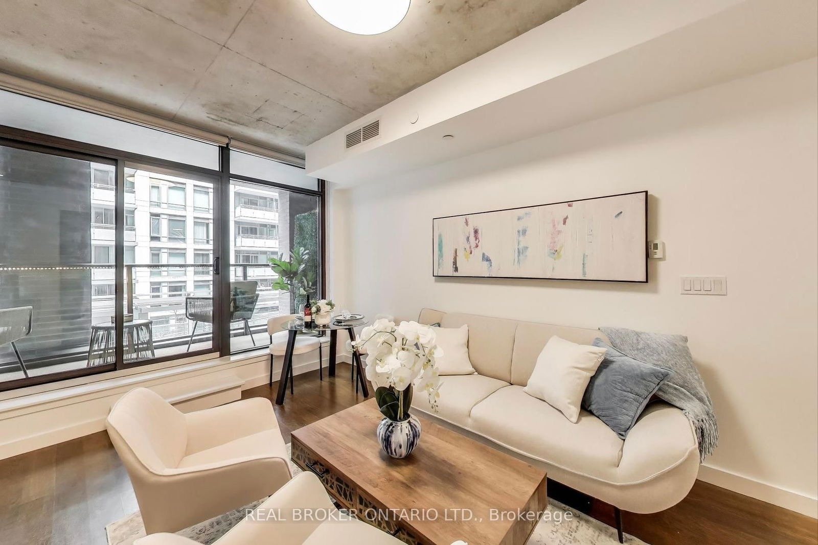 Condo for sale at 320-111 Bathurst Street, Toronto, Waterfront Communities C1, M5V 2P9 - MLS: C12145594