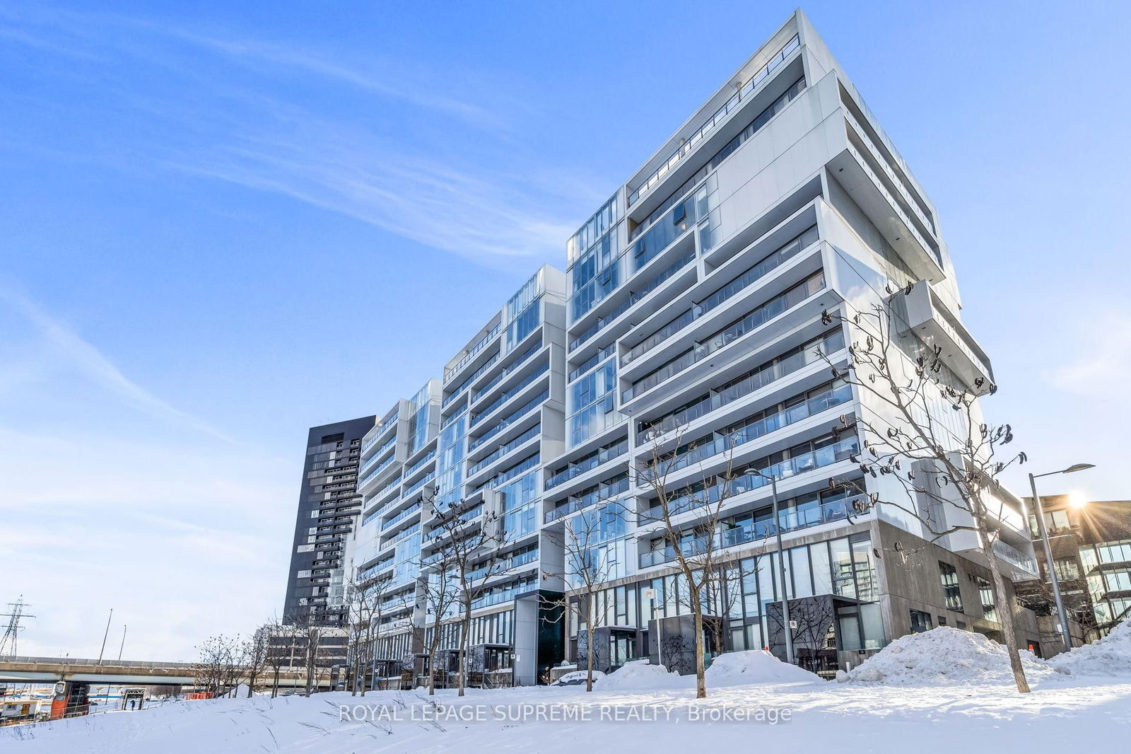 Condo for lease at 523-32 Trolley Crescent, Toronto, Moss Park, M5A 0E8 - MLS: C12145688